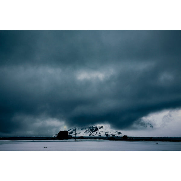 Light of the mainland.